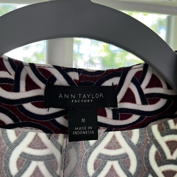 Ann Taylor Factory sleeveless top - Picture 2 of 5